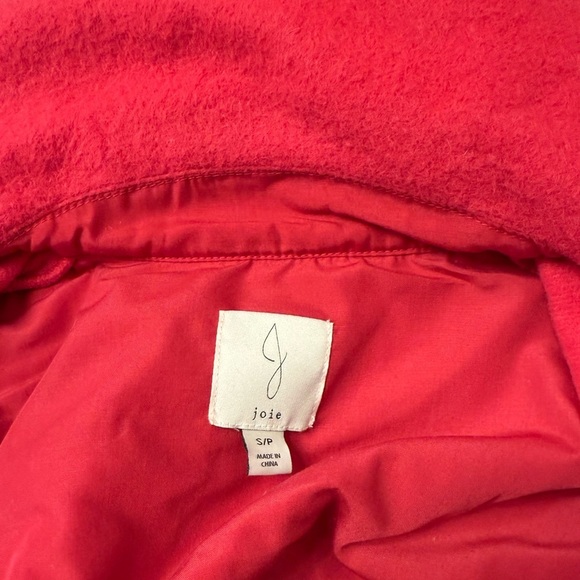 JOIE Hot Pink Shackett with Gold Buttone - Picture 11 of 11